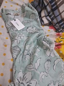 Elegant Floral Print Kurta
