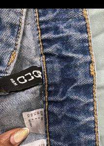 Distressed Wide Leg Jeans