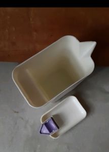 Glass jug and tray utilities