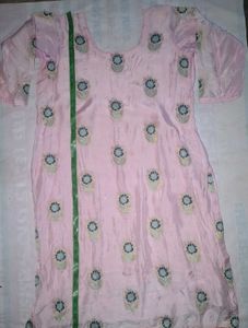 Beautiful Pink Kurta with Peacock Motifs