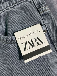 Zara straight leg jeans! discount