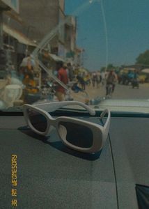 Aesthetic Y2K Sunglasses- White🤍