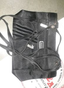 New Slingbag In Black