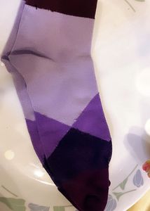 Cozy Argyle Pattern Finger Socks