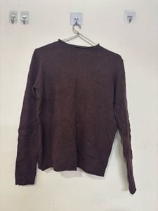 Classic Long Sleeve sweater