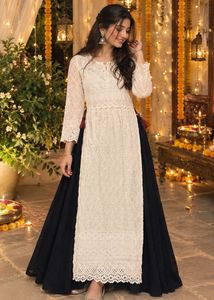 🚨SALE🚨Elegant Chikankari Kurta Set