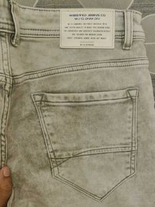 Men's Grey Washed Jeans