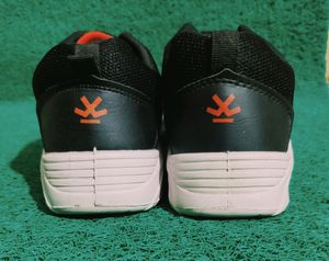 Wrong Men's Casual Shoes. Like New . Good Conditio