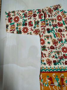 Unique Tribal Print Kurti(Xl)
