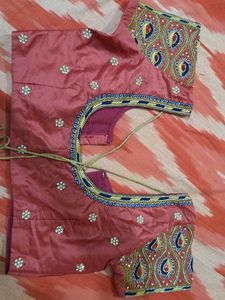 A beautifull rose blouse