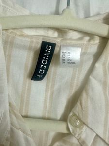 H&amp;M Striped Cropped Shirt