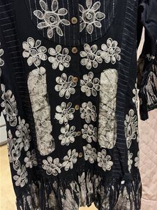 Kashmiri Black Embroidered Kurti with Floral Print