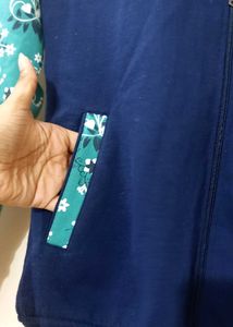 Stylish Women's Hooded Sweatshirt