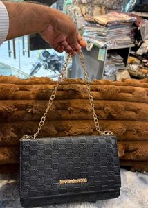 Michael Kors White Textured Chain Bag