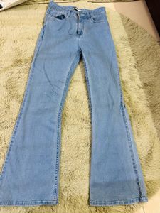 Offduty Light Wash Flare Jeans