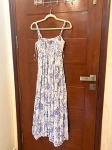 Chic Blue Floral Midi Dress