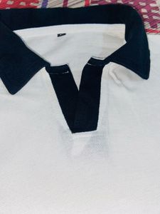 white collar neck cropped tshirt✨