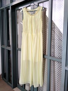 Elegant Sleeveless Yellow Dress
