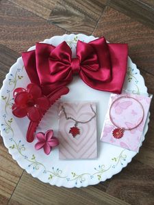 new hair accessories combo red colour