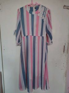 Chic Striped Maxi Dress with Cold Shoulder