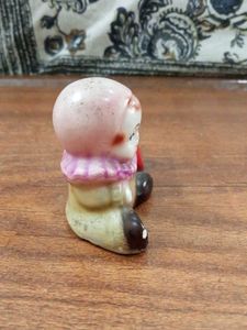 Cute Baby Figurine with Heart japanese