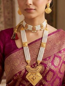 Exquisite Pearl and Gold Necklace Set