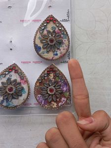 Vintage Floral Saree pins