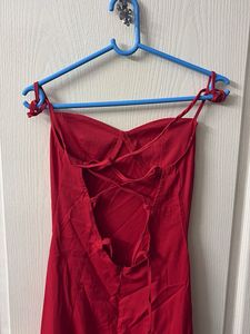Backless Red Midi Dress🌶️