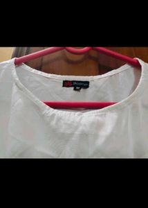 Classic White Top With Flared Net Hands