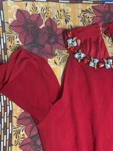 Elegant Red Cold Shoulder Embellished Dress