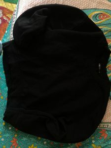 Black Crew Neck Sweatshirt