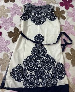 Elegant Navy &amp; White Patterned Dress
