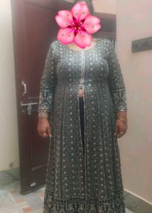 Ethnic Kurta Set with Embellishments