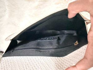 Yousta Chic Textured Crossbody Bag