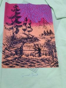 women's Graphic Print T-Shirt