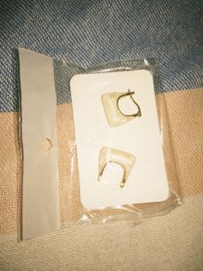 Cute cream earrings