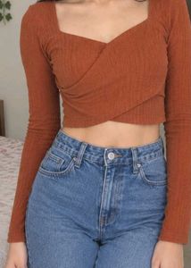 Chic Ribbed Wrap Crop Top