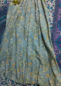 Floral Print ruffle midi skirt 🩵