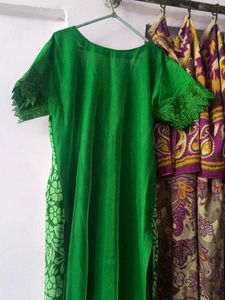 Green Embroidered Kurta