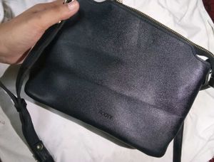 Black Faux Leather sling bag ✨👜