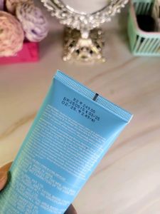 DOT &amp; KEY Barrier Repair Gentle Face Wash