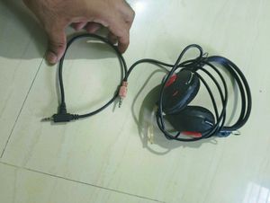Wired Headphones with Microphone