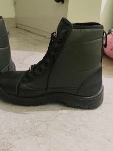 Liberty Safety Boots - Size 9