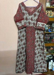 Beautiful Paisley Print Kurta