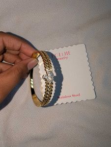 Anti tarnish Bracelet( Charming Gold Tone Duck Bra