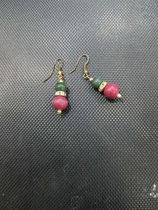 Red &amp; Green Beaded Necklace Set