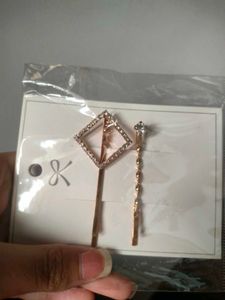 Hairpins &amp; Heart Necklace Set