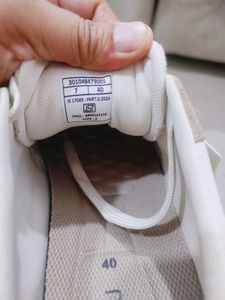 luna Blu Beige Suede Lace-Up Sneakers