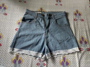 Cute Lace Trim Denim Shorts