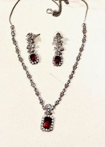 Stunning Red & White Stone Necklace Set